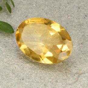Citrino Dorado oscuro medio natural de 4.52 ct, Ovalada, VVS-VS