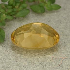 Citrino Dorado medio natural de 5.73 ct, Ovalada, VVS