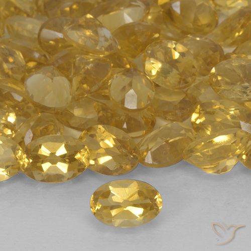 0.43ct Natural Dorado intenso Citrino, Ovalada, VS