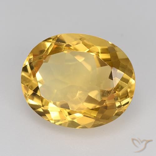 Citrino Dorado oscuro medio natural de 4.83 ct, Ovalada, VVS-VS