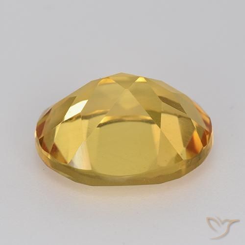 Citrino Dorado oscuro medio natural de 4.31 ct, Ovalada, VVS-VS