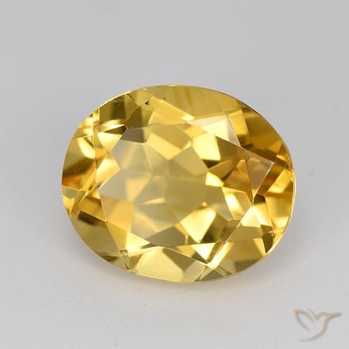 Citrino Dorado claro medio natural de 4.14 ct, Ovalada, VVS-VS