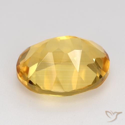 Citrino Dorado natural de 4.67 ct, Ovalada, VVS-VS