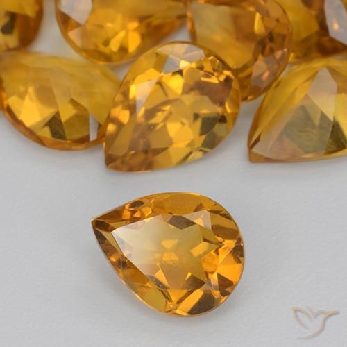 Citrino Dorado naranja intenso natural de 0.87 ct, En forma de pera, VS