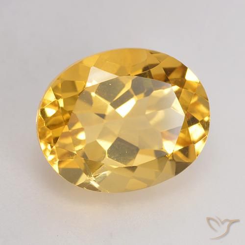 Citrino Dorado medio natural de 3.77 ct, Ovalada, VVS-VS