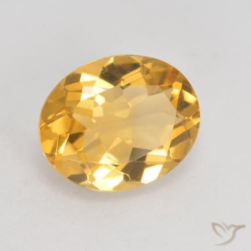 Citrino Dorado medio natural de 2.96 ct, Ovalada, VVS-VS