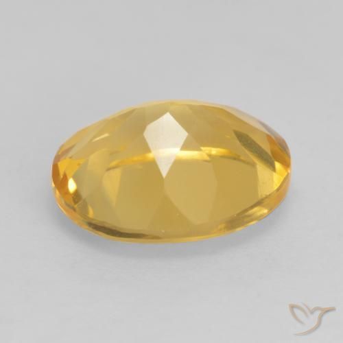 Citrino Dorado medio natural de 3.34 ct, Ovalada, VS