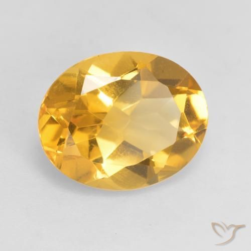 Citrino Dorado medio natural de 3.17 ct, Ovalada, VVS-VS