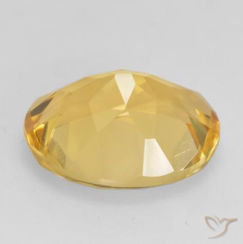 Citrino Dorado medio natural de 3.17 ct, Ovalada, VVS-VS