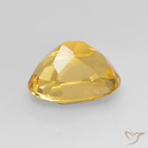 Citrino Dorado medio natural de 3.70 ct, Ovalada, VVS-VS