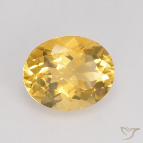 Citrino Dorado claro natural de 3.43 ct, Ovalada, VVS-VS