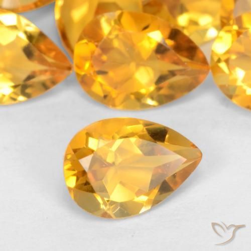 Citrino Dorado naranja natural de 0.65 ct, En forma de pera, VS