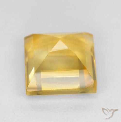 Citrino Dorado medio natural de 3.76 ct, Cuadrado, VS