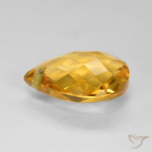 Citrino Dorado oscuro medio natural de 3.38 ct, En forma de pera, VVS-VS