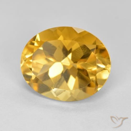 Citrino Dorado oscuro medio natural de 4.49 ct, Ovalada, VVS-VS