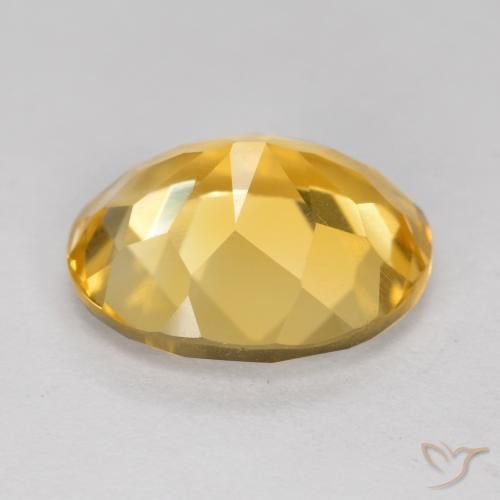 Citrino Dorado medio natural de 3.98 ct, Ovalada, VVS
