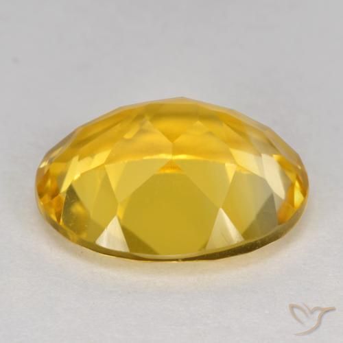 Citrino Dorado medio natural de 4.34 ct, Ovalada, VS