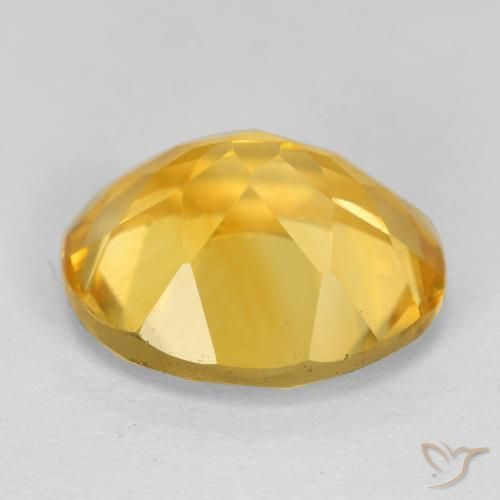 Citrino Dorado medio natural de 4.32 ct, Ovalada, VS