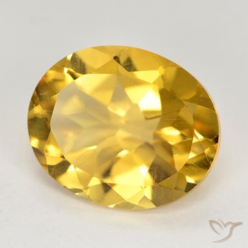 Citrino Dorado medio natural de 4.27 ct, Ovalada, VS