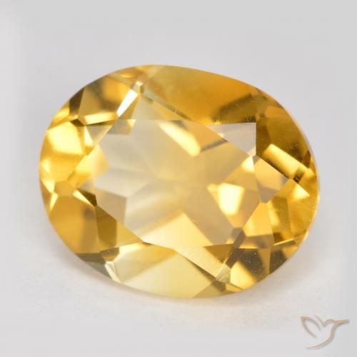 Citrino Dorado claro natural de 3.44 ct, Ovalada, VVS-VS