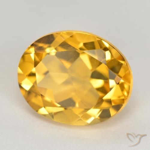 Citrino Naranja dorado natural de 3.92 ct, Ovalada, VVS-VS