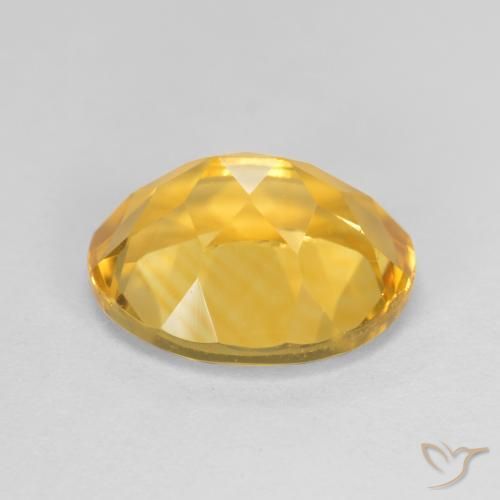 Citrino Dorado medio natural de 3.37 ct, Ovalada, VVS-VS