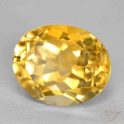Citrino Dorado oscuro medio natural de 4.44 ct, Ovalada, VVS-VS