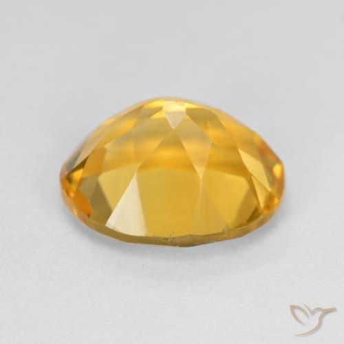 Citrino Dorado medio natural de 3.40 ct, Ovalada, VVS