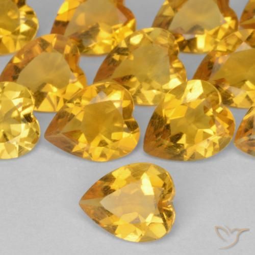 Citrino Dorado medio natural de 0.45 ct, Corazón, VS