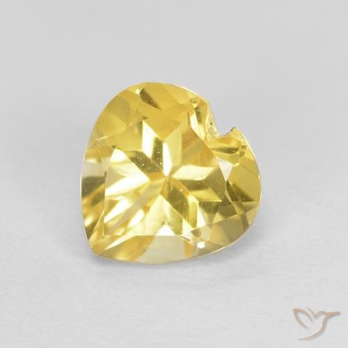 Citrino Amarillo medio natural de 0.77 ct, Corazón, VVS-VS