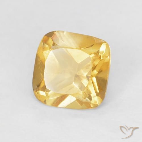 Citrino Dorado medio natural de 0.55 ct, Forma Cojín, VVS