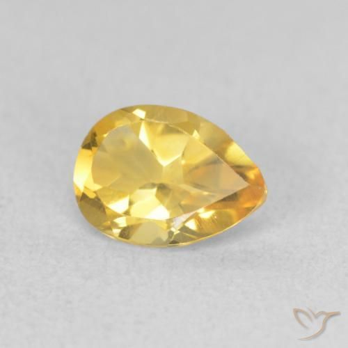 Citrino Dorado medio natural de 0.67 ct, En forma de pera, VVS-VS