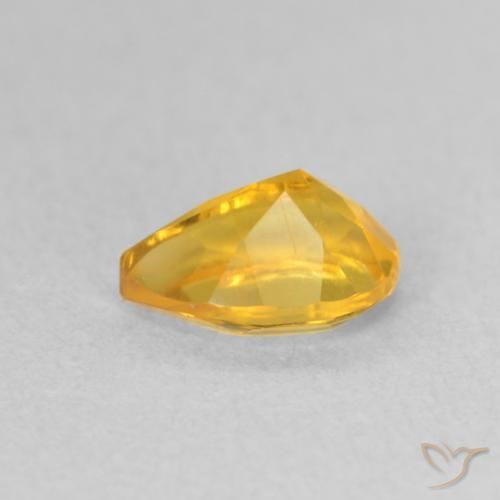 Citrino Dorado medio natural de 0.71 ct, En forma de pera, VS