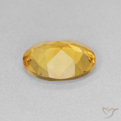 Citrino Dorado medio natural de 2.57 ct, Ovalada, VS