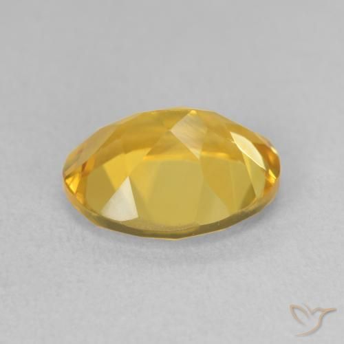 Citrino Dorado medio natural de 3.08 ct, Ovalada, VVS-VS