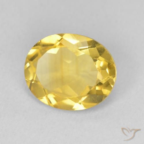 Citrino Dorado medio natural de 3.17 ct, Ovalada, VVS-VS
