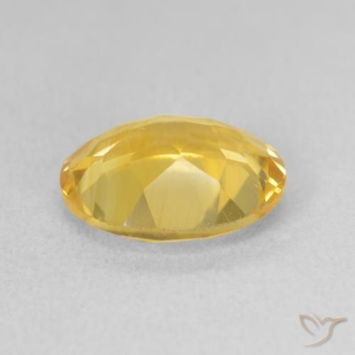 Citrino Dorado medio natural de 3.17 ct, Ovalada, VVS-VS