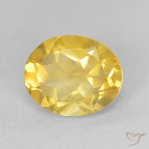 Citrino Dorado medio natural de 3.26 ct, Ovalada, VS