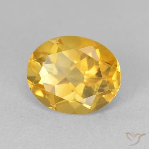 Citrino Dorado claro natural de 3.33 ct, Ovalada, VS