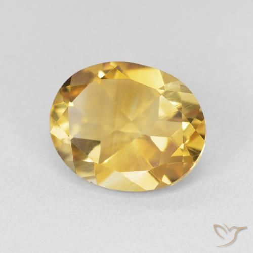 Citrino Dorado intenso natural de 3.38 ct, Ovalada, VVS-VS