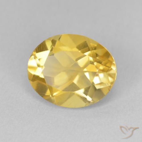 Citrino Dorado medio natural de 3.31 ct, Ovalada, VVS-VS