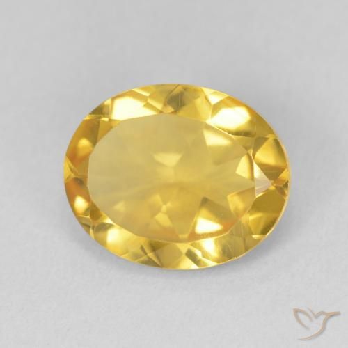 Citrino Dorado claro natural de 3.04 ct, Ovalada, VVS-VS