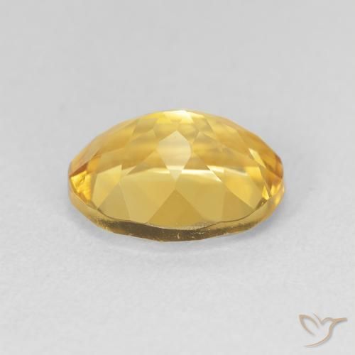 Citrino Dorado intenso natural de 3.30 ct, Ovalada, VVS