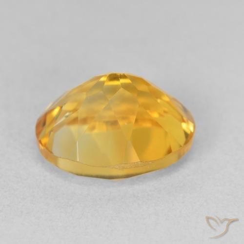 Citrino Dorado medio natural de 3.72 ct, Ovalada, VVS-VS