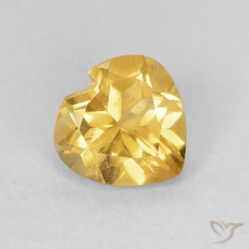 Citrino Dorado medio natural de 0.74 ct, Corazón, VVS