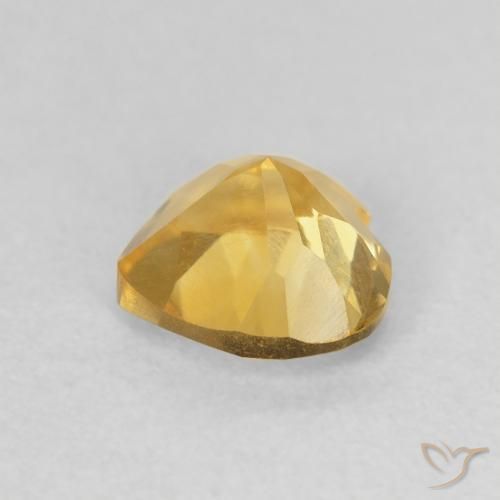 Citrino Dorado medio natural de 0.74 ct, Corazón, VVS