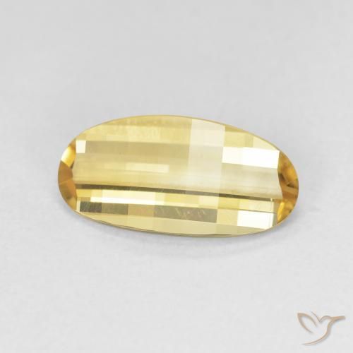 Citrino Dorado natural de 2.40 ct, Ovalada, VVS