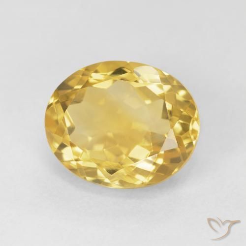 Citrino Dorado medio natural de 4.77 ct, Ovalada, VVS-VS