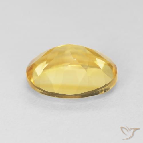 Citrino Dorado medio natural de 4.19 ct, Ovalada, VVS-VS