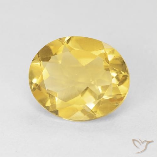 Citrino Dorado medio natural de 4.06 ct, Ovalada, VVS-VS